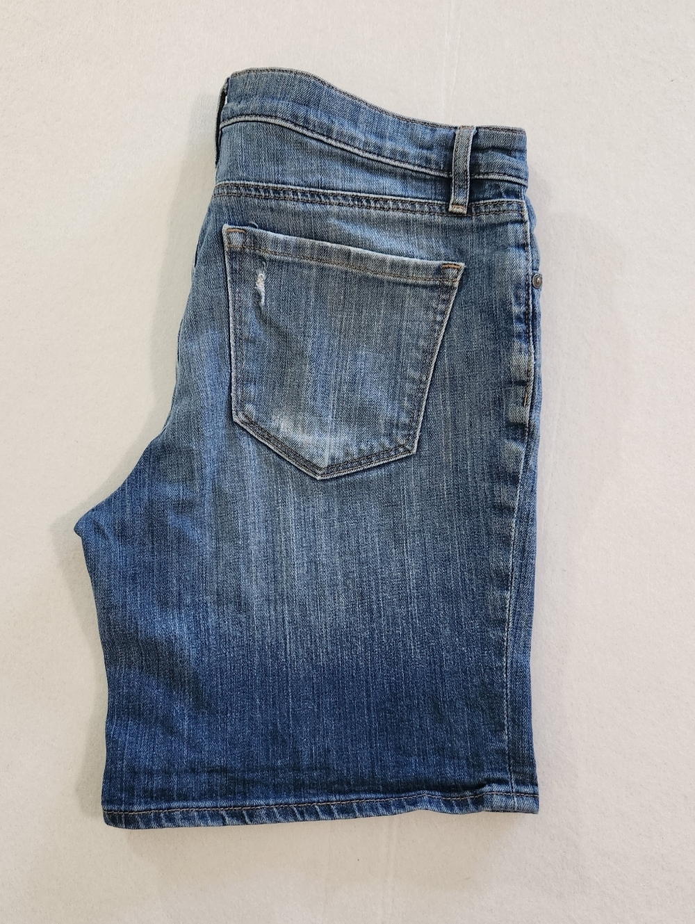 LOFT Distressed Denim Bermuda Shorts - Blue Size 29 - Picture 8 of 8